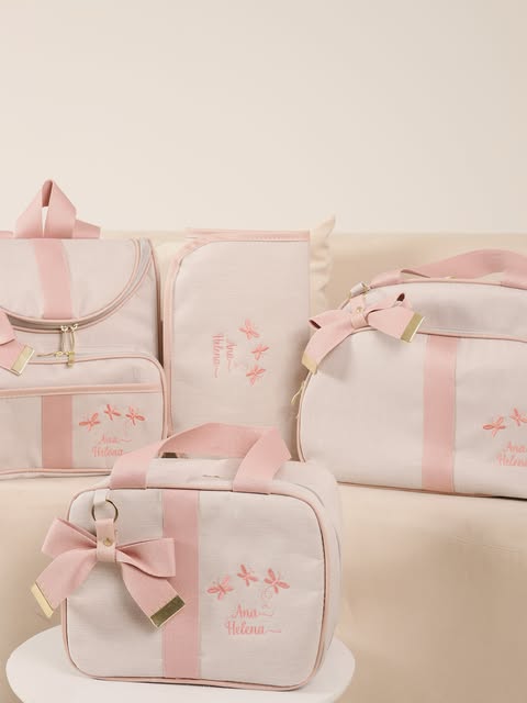 Kit maternidade eBaby rosa com borboletas bordadas